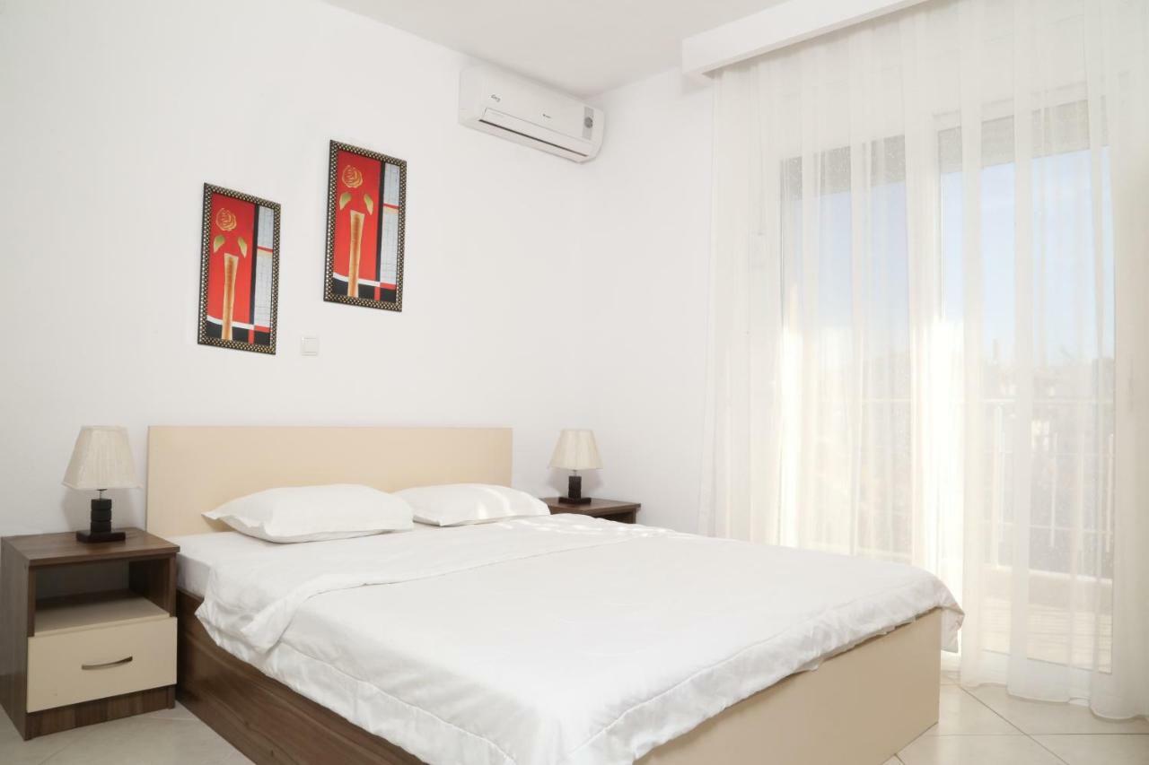 Sinanis Family Apartments 케라모티 외부 사진